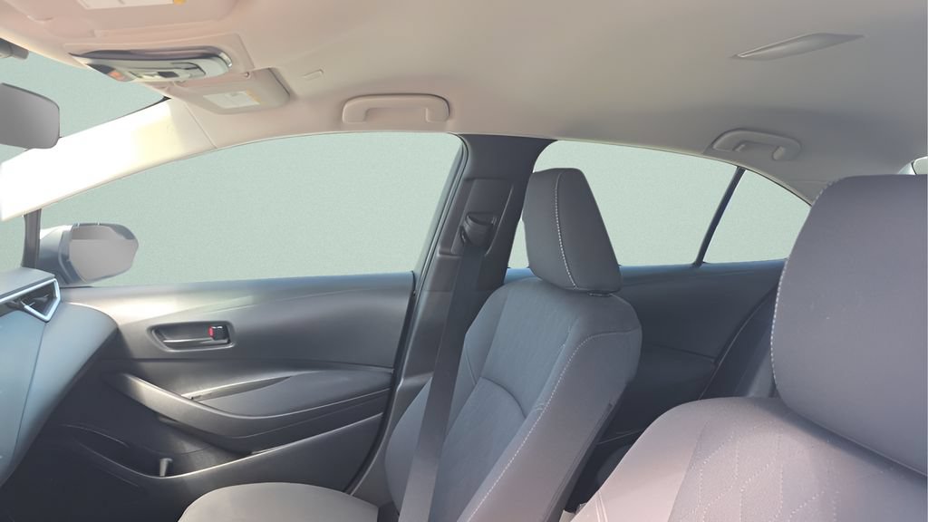 Used 2024 Toyota Corolla LE FWD image 13