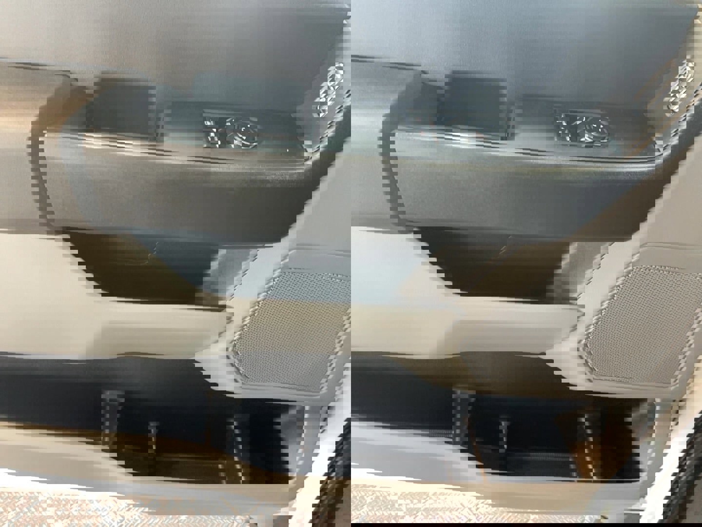 Used 2023 Ford F350 XL w/ XL Chrome Package image 19