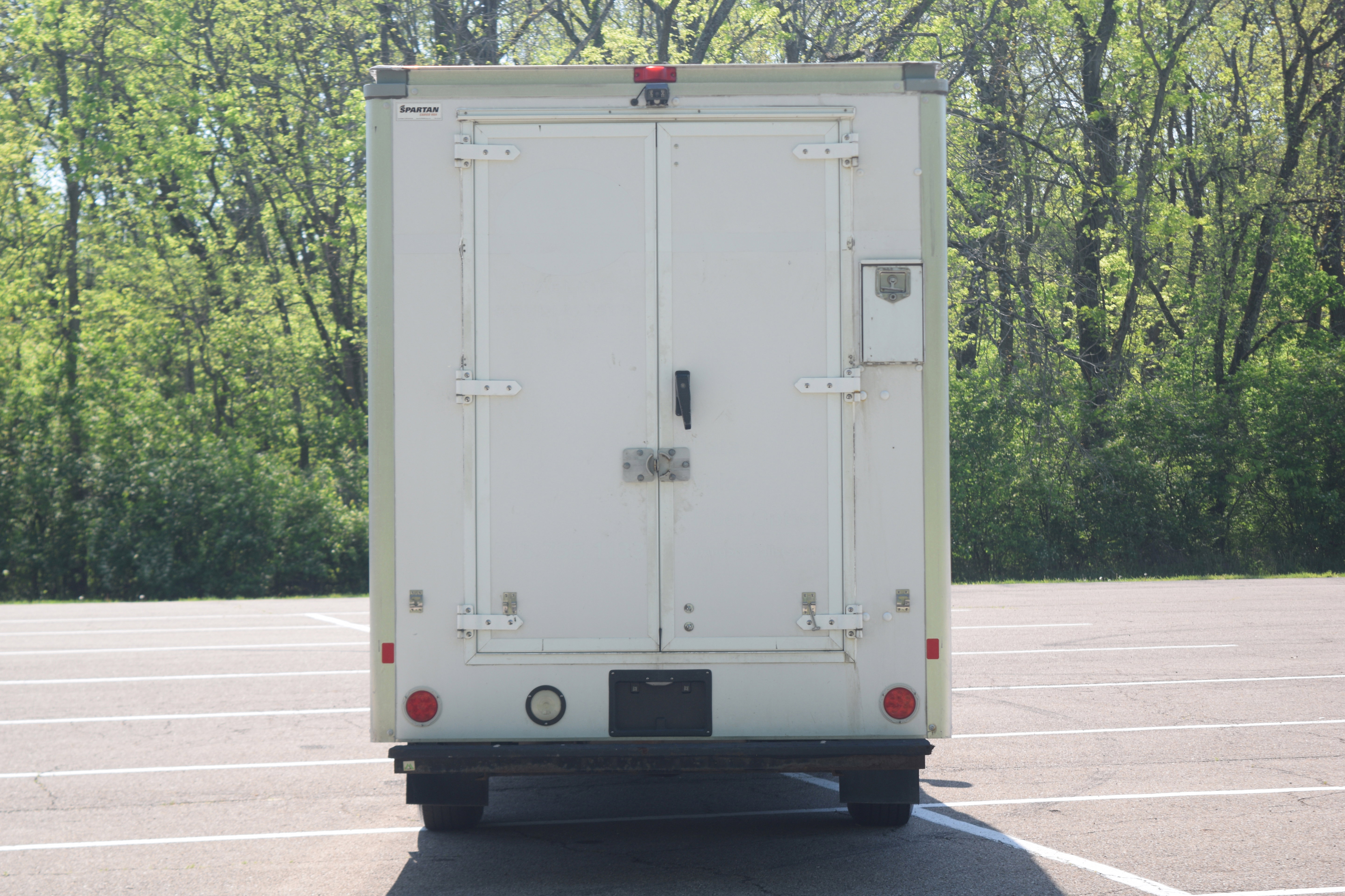 Used 2014 Chevrolet Express 3500 RWD image 13