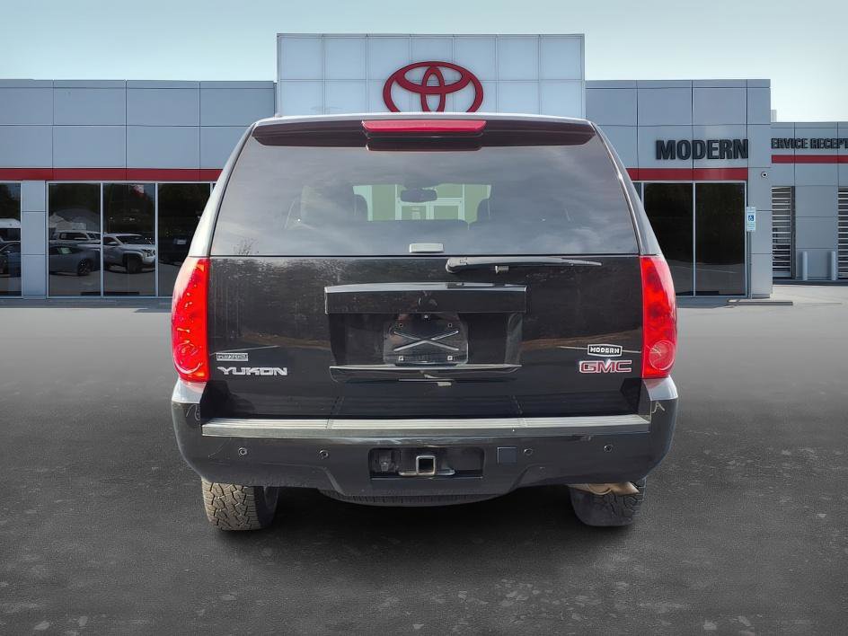 Used 2012 GMC Yukon SLT w/ SLT-2 Equipment Package image 4
