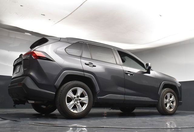 Used 2020 Toyota RAV4 XLE image 37