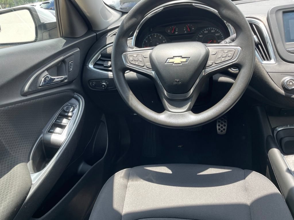 Used 2016 Chevrolet Malibu LT FWD image 21