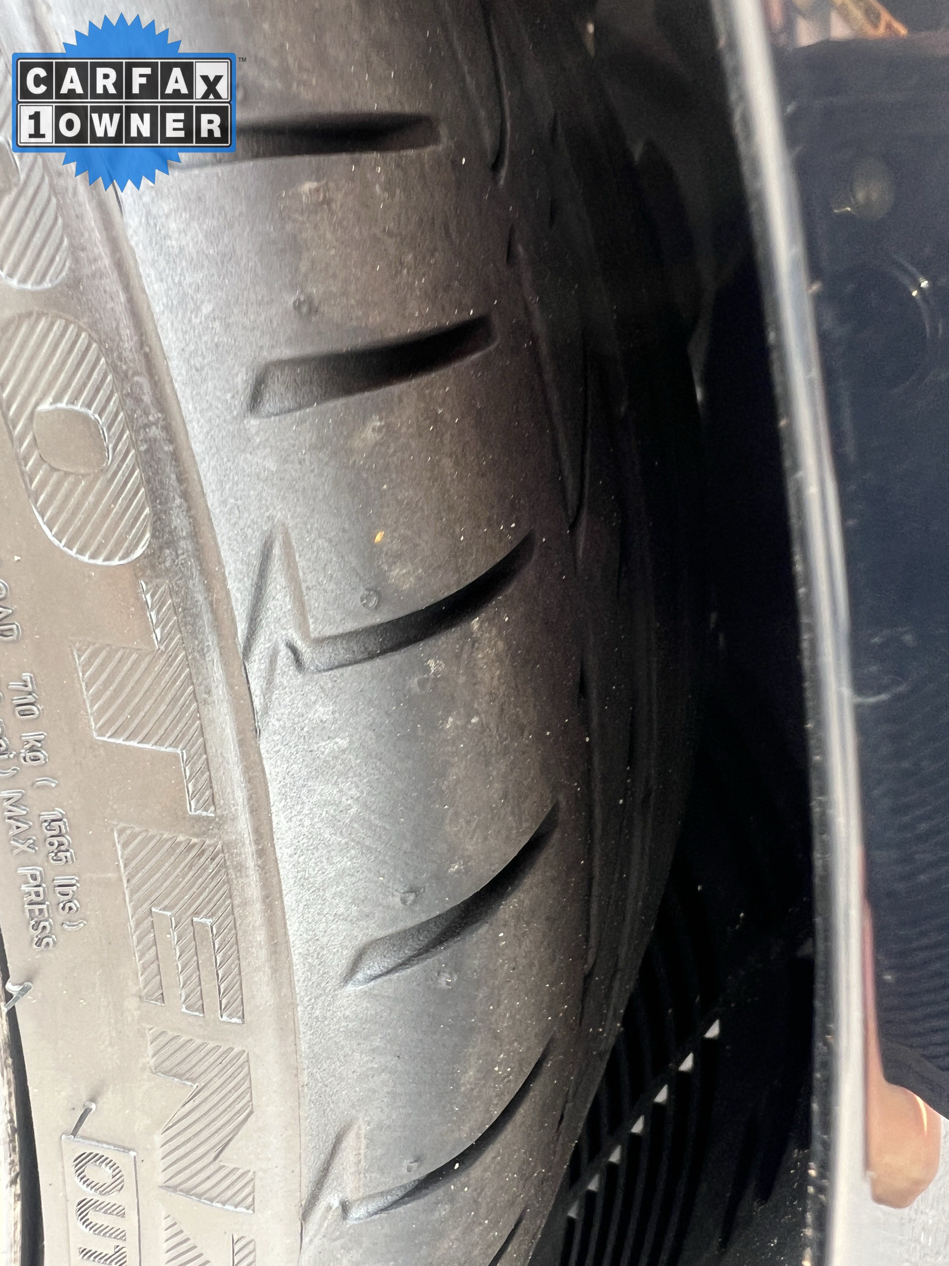 Used 2018 Mercedes-Benz SL 550 image 11