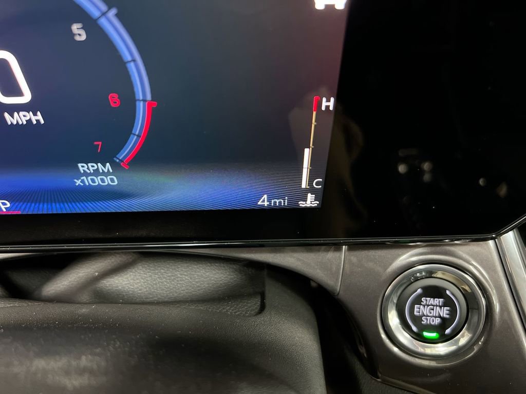 New 2026 Chevrolet Trax ACTIV w/ Sunroof Package FWD image 13