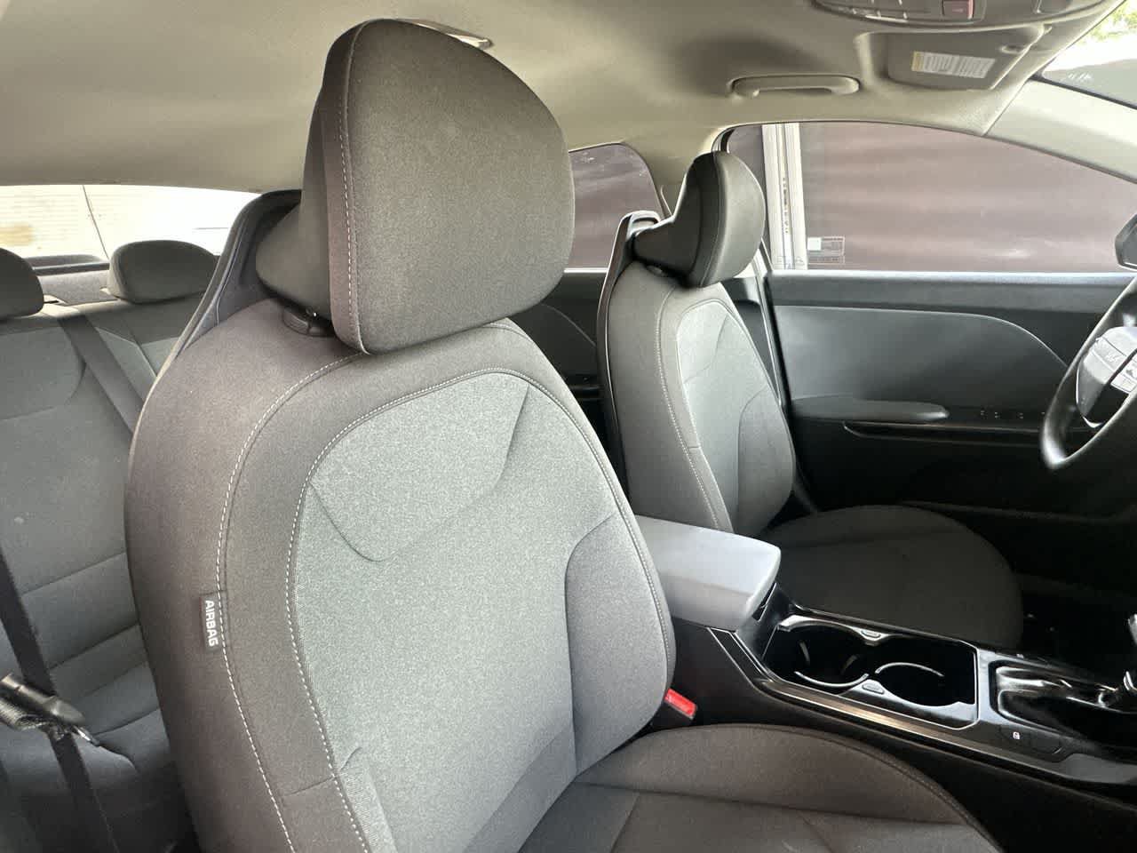 Used 2025 Kia K4 FWD image 27