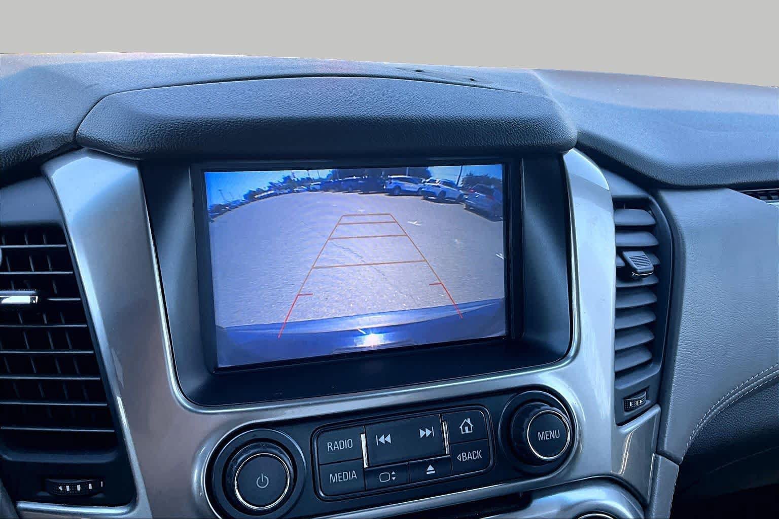 Used 2018 Chevrolet Suburban LT AWD/4WD image 26