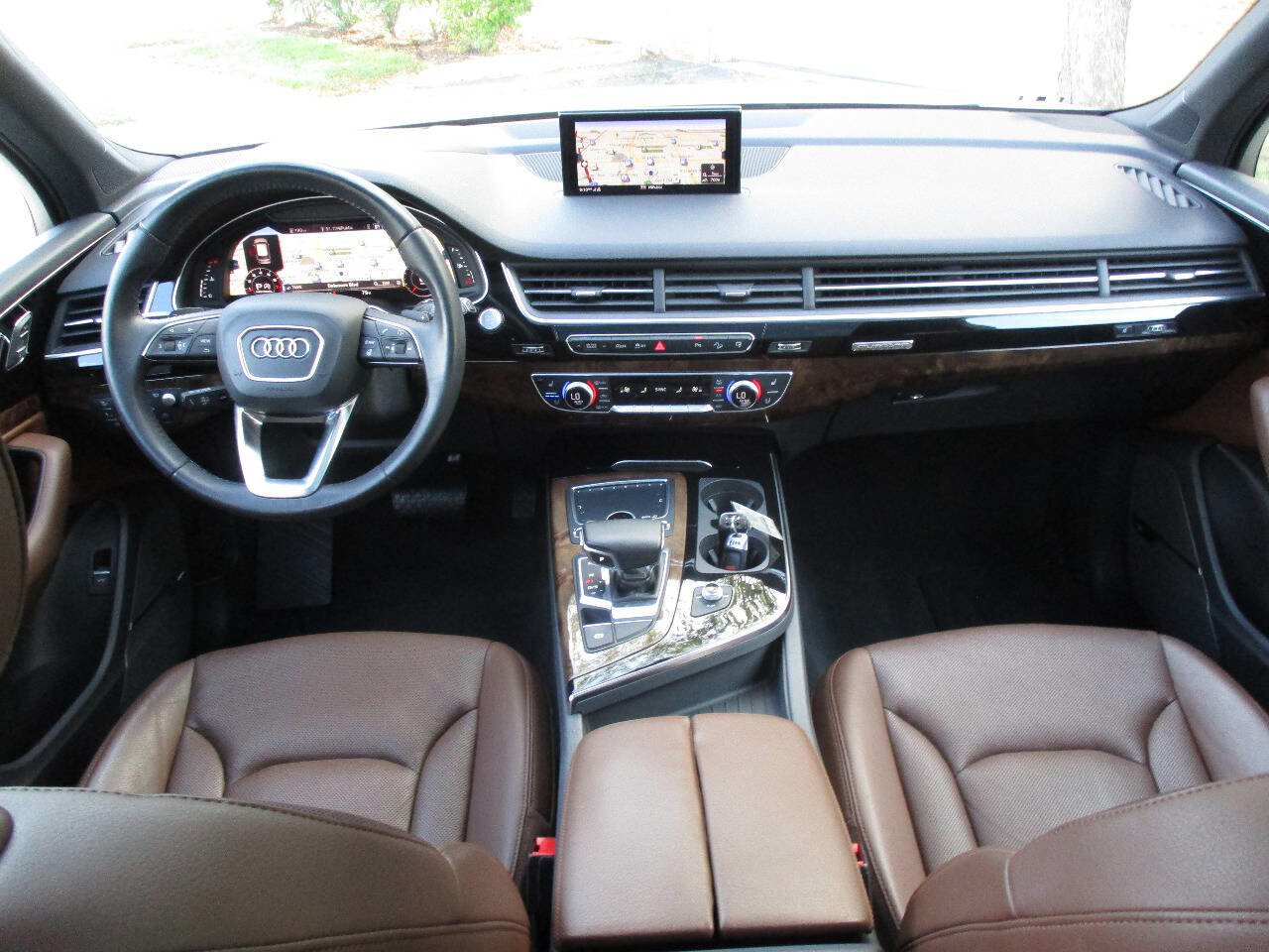 Used 2017 Audi Q7 3.0T Prestige w/ Prestige Package image 19