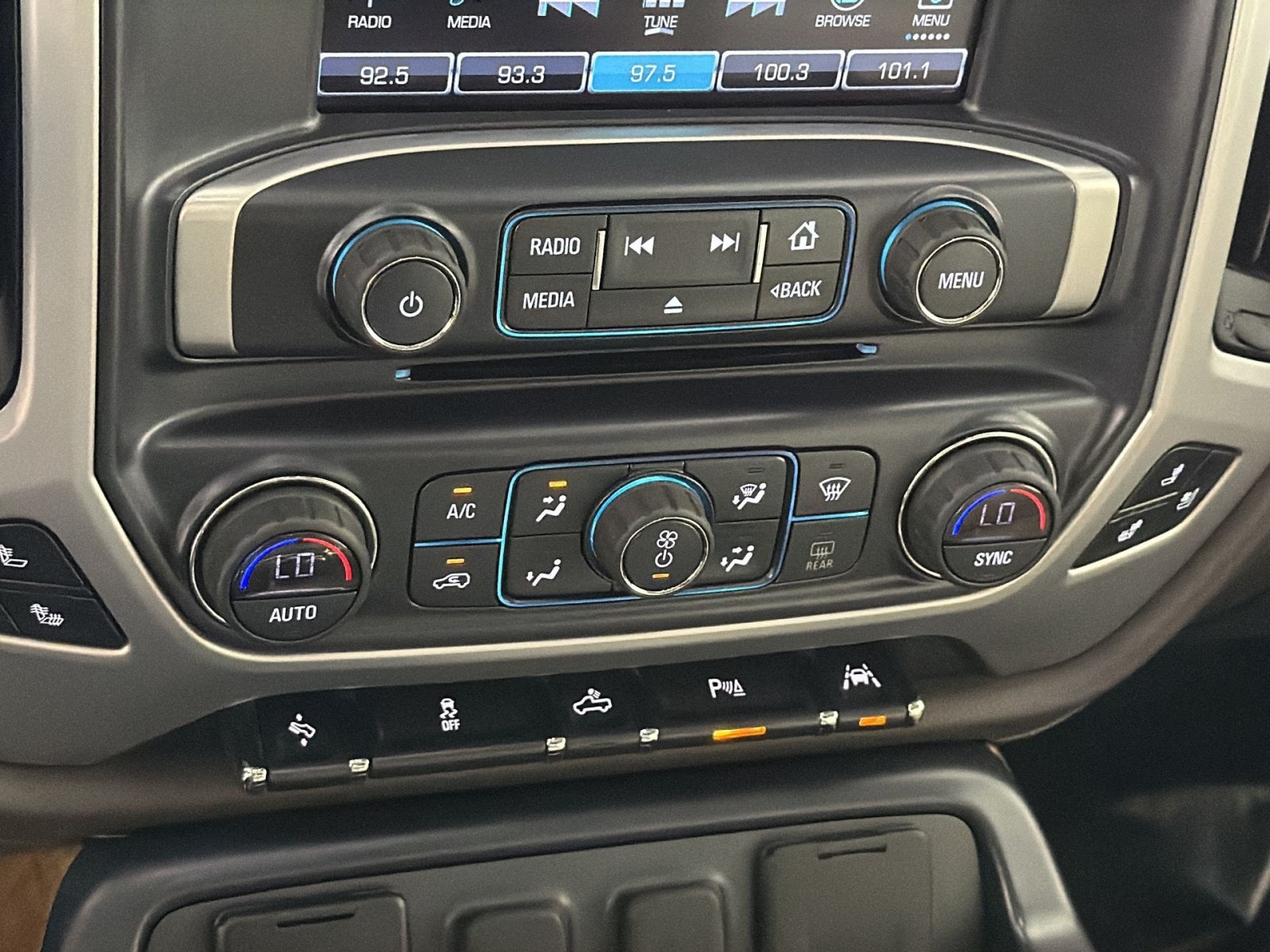 Used 2018 GMC Sierra 1500 SLT AWD/4WD image 20