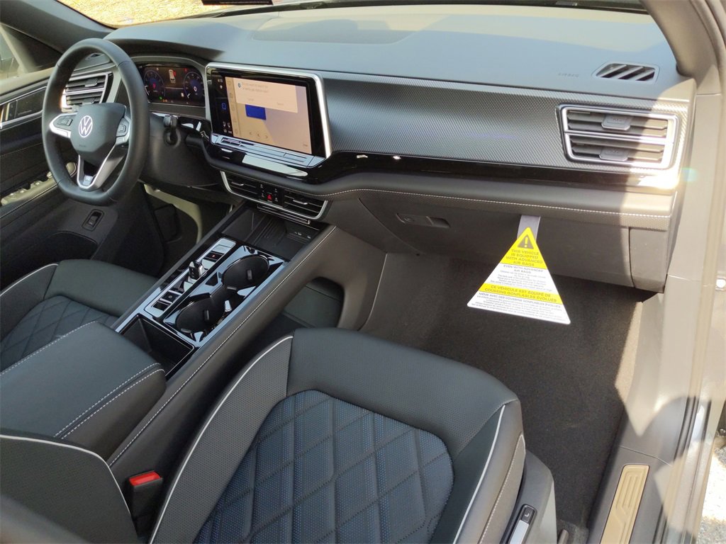 New 2025 Volkswagen Atlas Cross Sport SEL Premium R-Line image 19