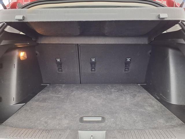 Used 2024 Chevrolet Trax LT w/ LT Convenience Package image 19