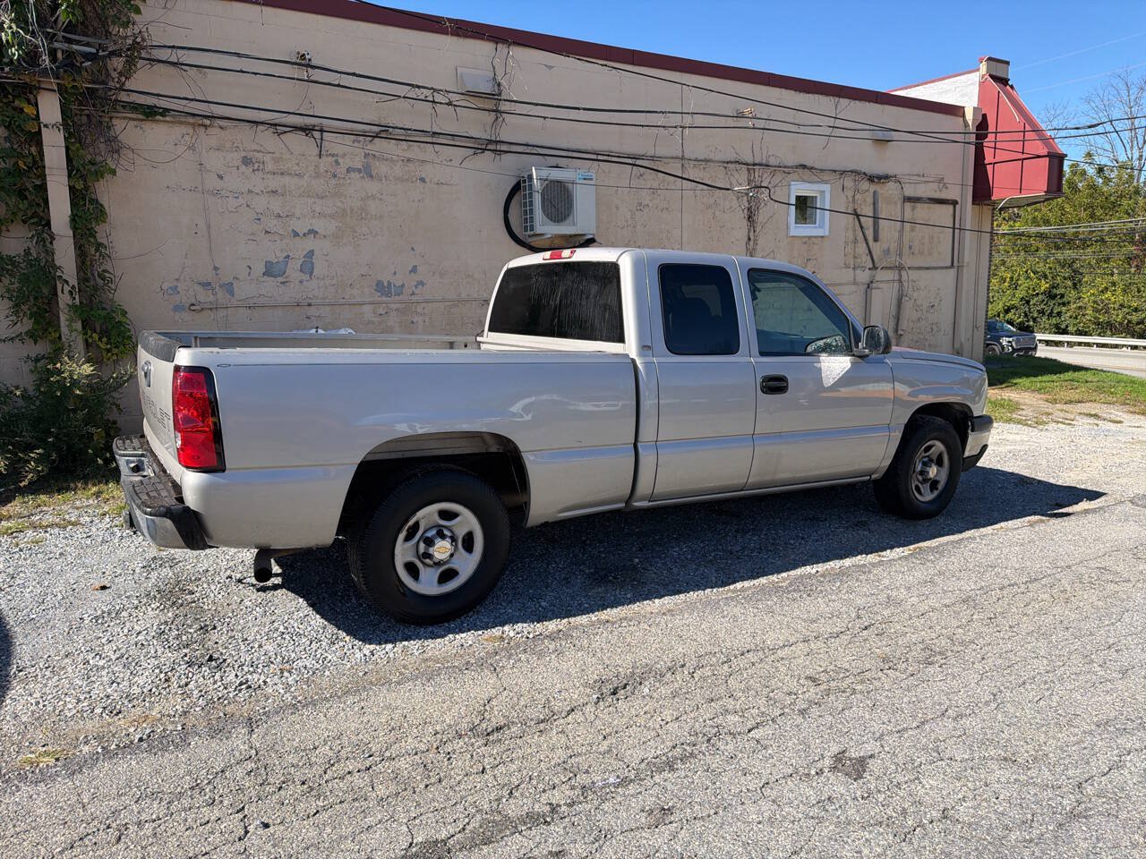Used 2004 Chevrolet Silverado 1500 W/T RWD image 15