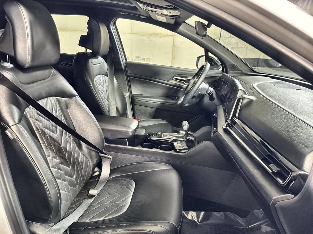 Used 2025 Kia Sportage X-Line w/ Premium Package AWD/4WD image 27