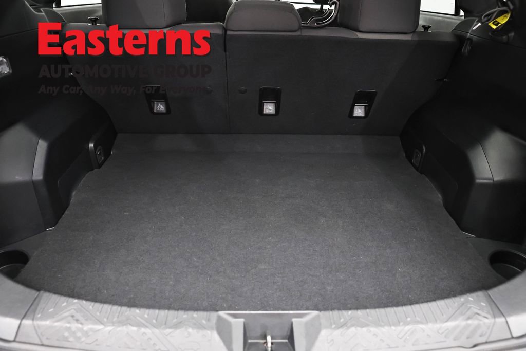 Used 2024 Subaru Crosstrek 2.0i AWD/4WD image 9