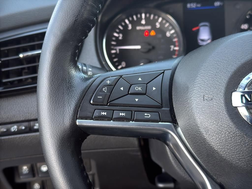 Certified 2022 Nissan Rogue Sport SV w/ Technology Package image 20