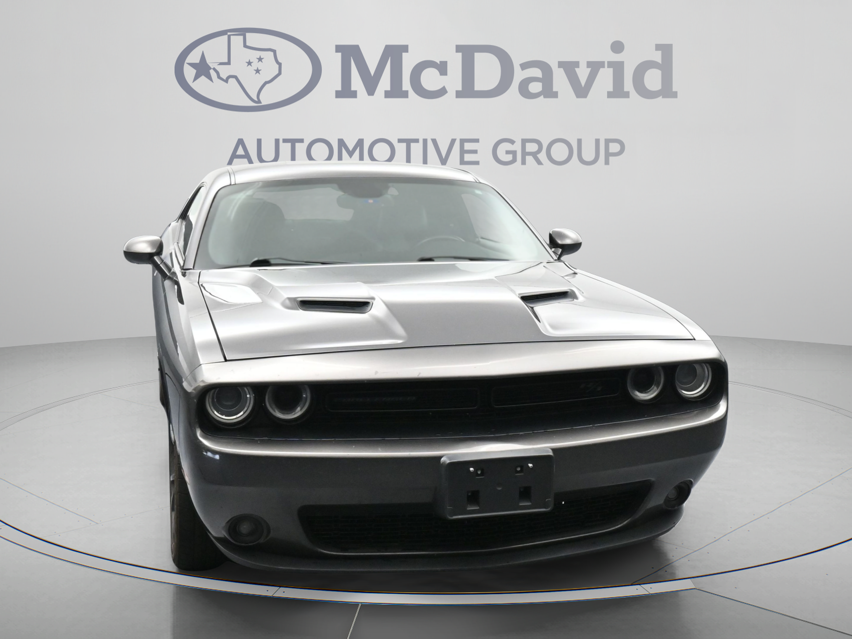 Used 2016 Dodge Challenger R/T Plus RWD image 2