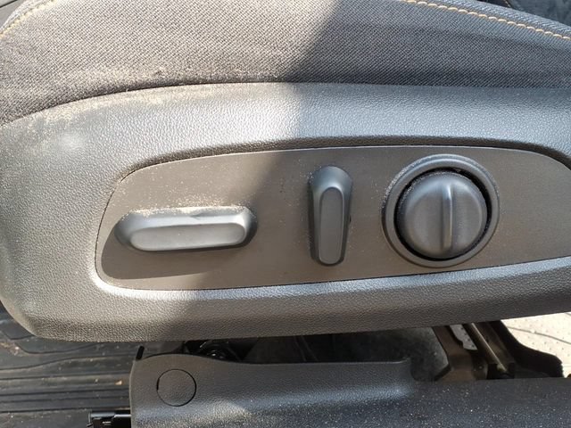 Used 2024 Chevrolet Equinox LT w/ LPO, Floor Liner Package FWD image 17