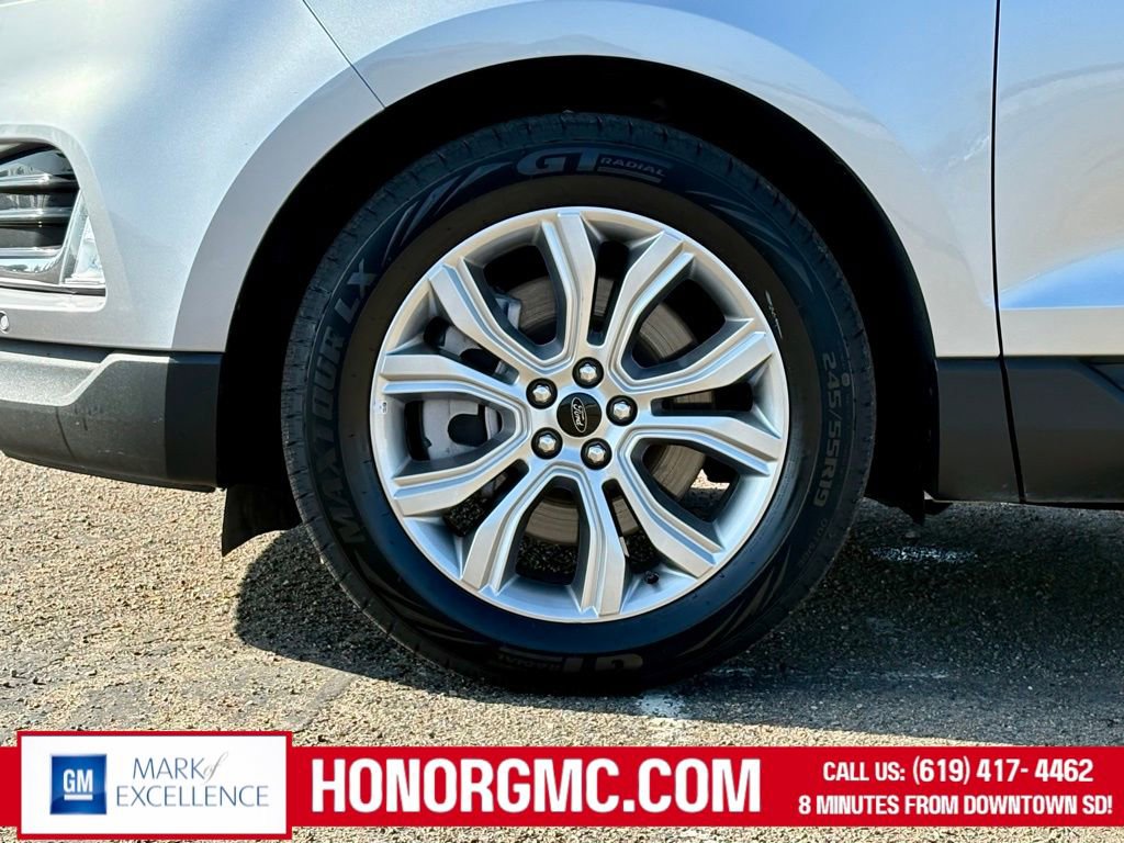 Used 2024 Ford Edge Titanium AWD/4WD image 9