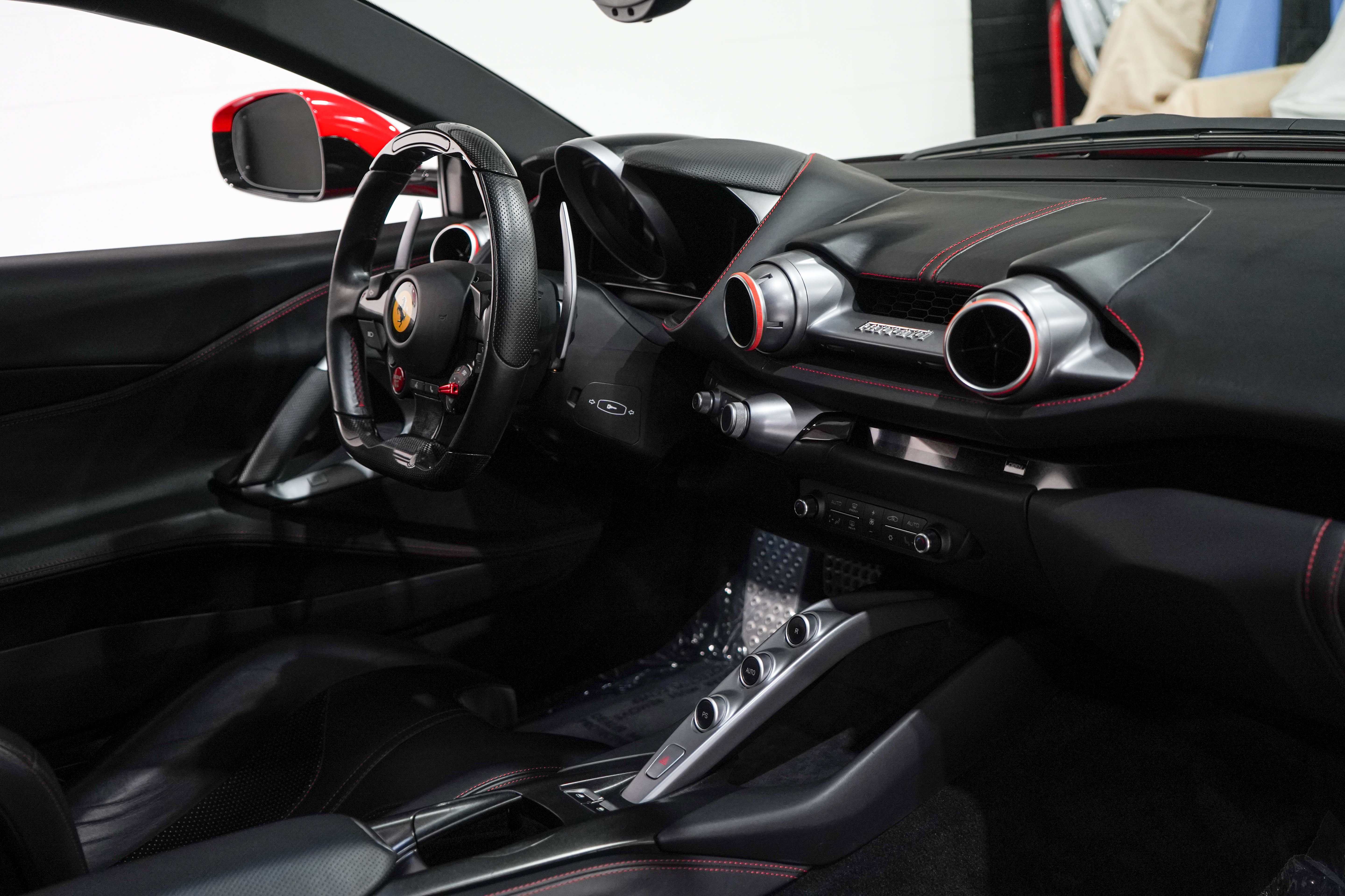 Used 2019 Ferrari 812 Superfast RWD image 17