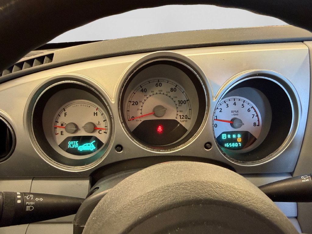 Used 2008 Chrysler PT Cruiser FWD image 11