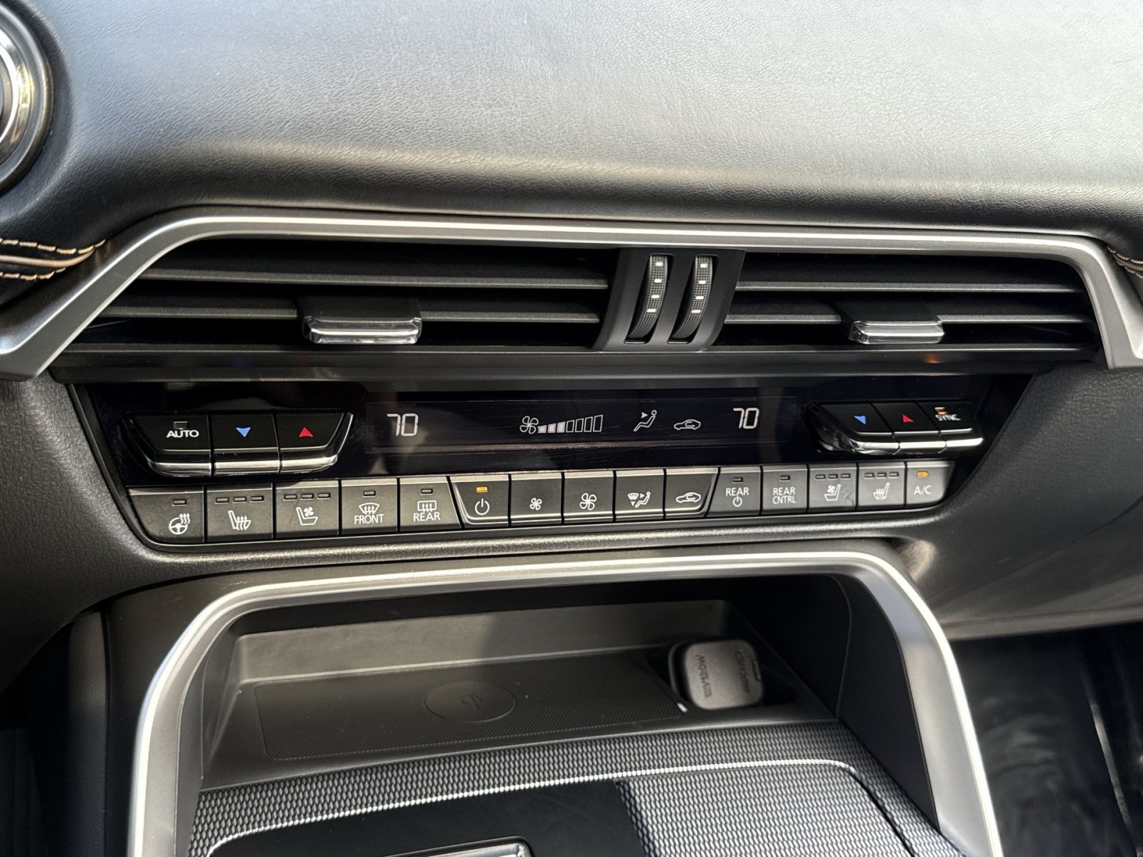 Used 2024 MAZDA CX-90 Plug-In Hybrid w/ Premium Plus AWD/4WD image 20