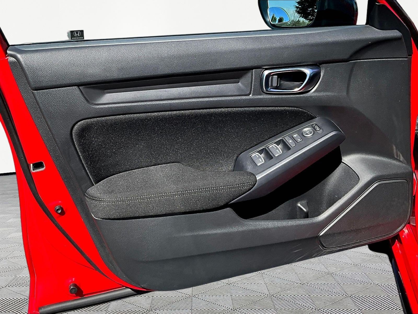 Used 2025 Honda Civic Sport image 19