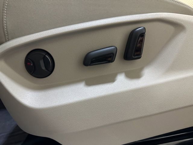 New 2026 Volkswagen Atlas SE image 16