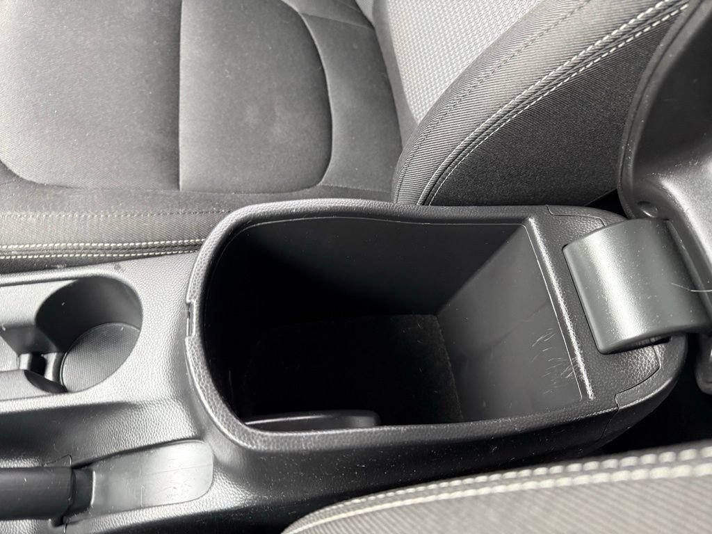 Used 2017 Kia Soul + image 15