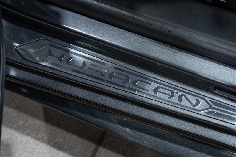 Used 2015 Lamborghini Huracan LP 610-4 AWD/4WD image 25