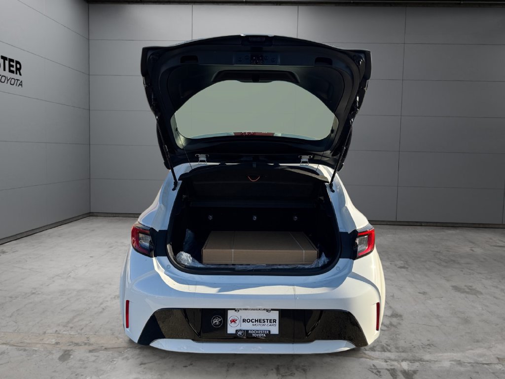 New 2027 Toyota Corolla SE FWD image 19