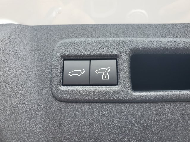 New 2027 Toyota C-HR w/ ALL Weather Mat Package (TMS) AWD/4WD image 9