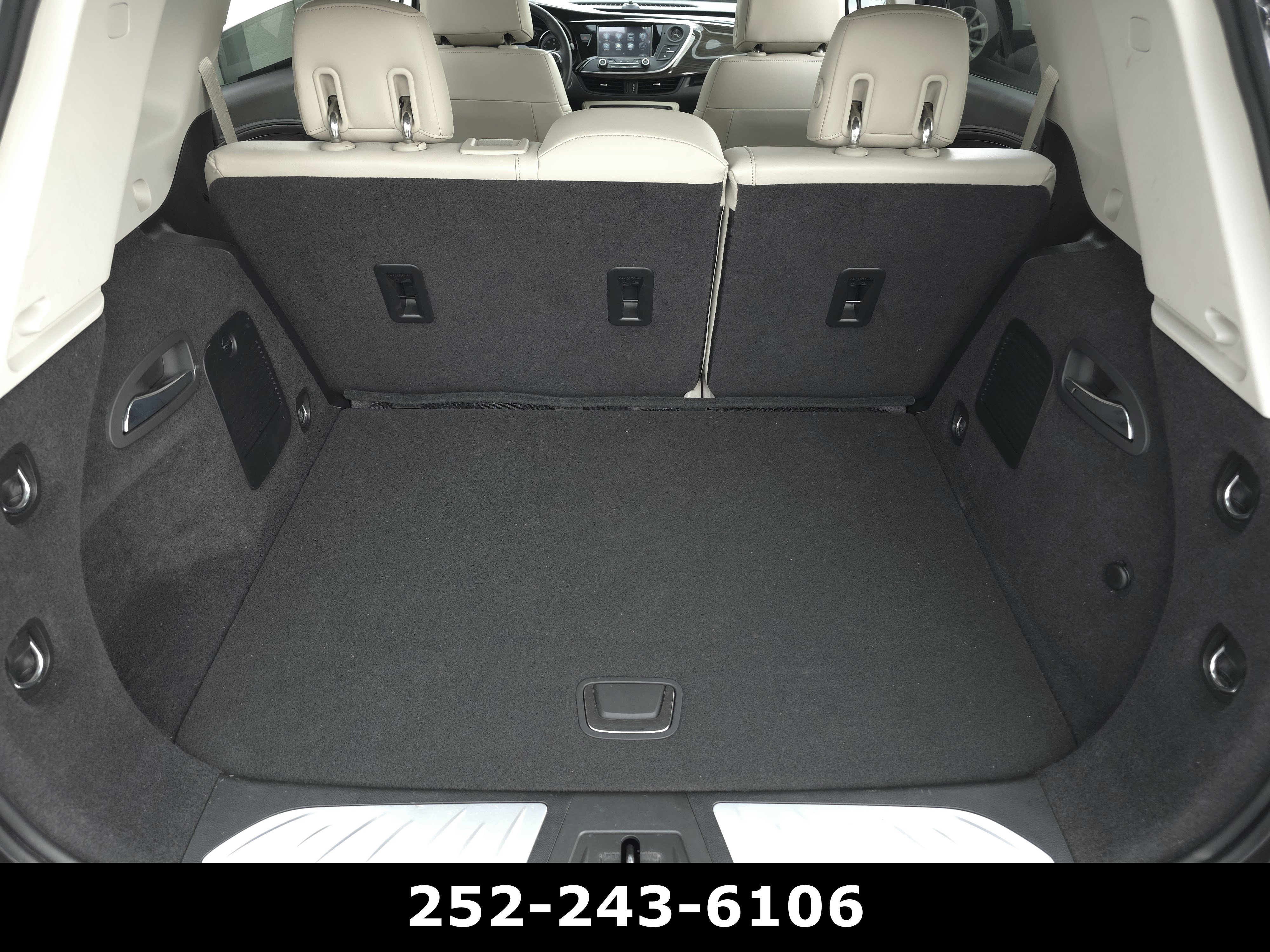 Used 2020 Buick Envision Essence FWD image 31