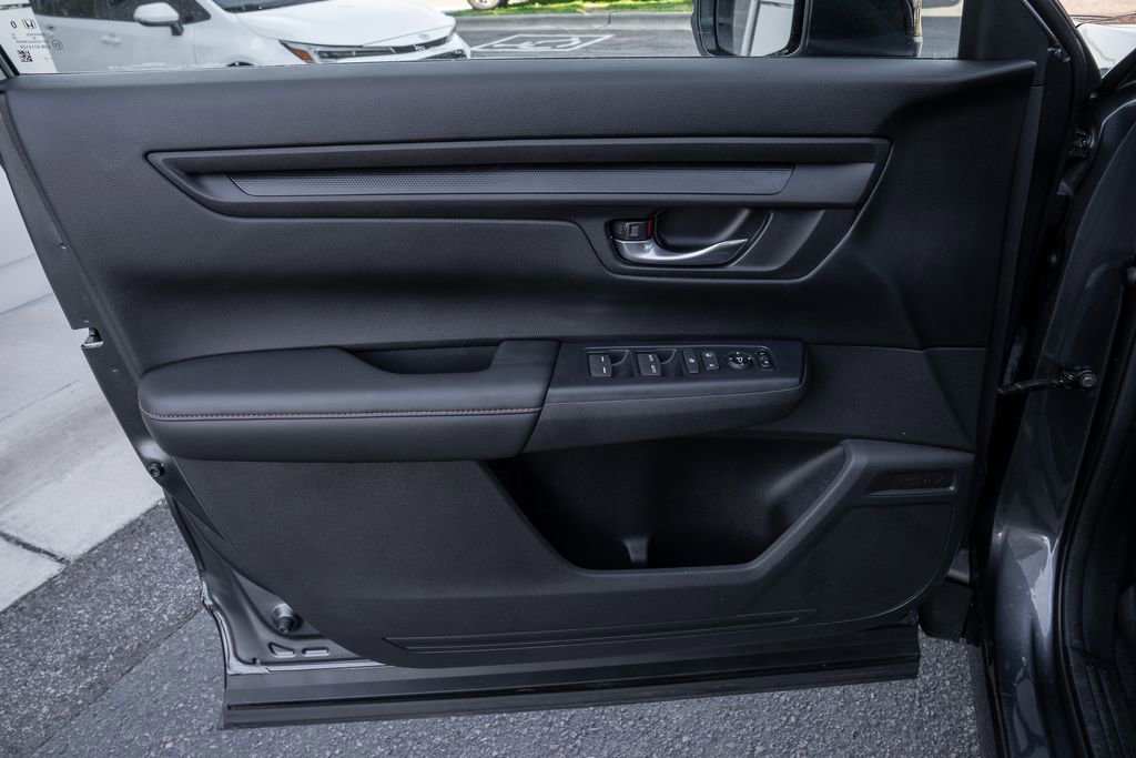 Used 2023 Honda CR-V Sport image 12