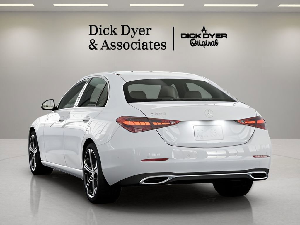 Used 2025 Mercedes-Benz C 300 Sedan image 16