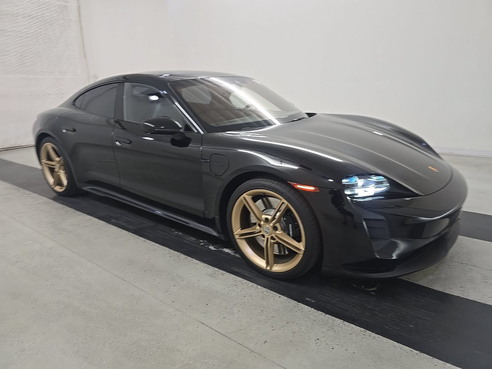 Used 2023 Porsche Taycan GTS AWD/4WD image 1