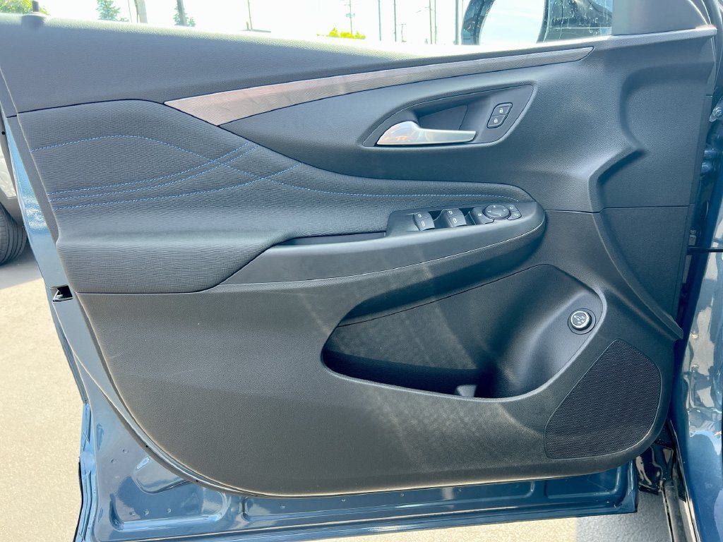 New 2026 Buick Envista Sport Touring w/ Convenience I Package FWD image 20