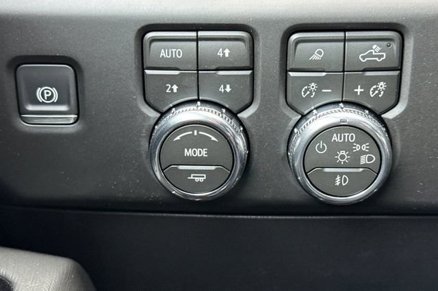 New 2026 GMC Sierra 1500 AT4X w/ LPO, Black Badging Package AWD/4WD image 31