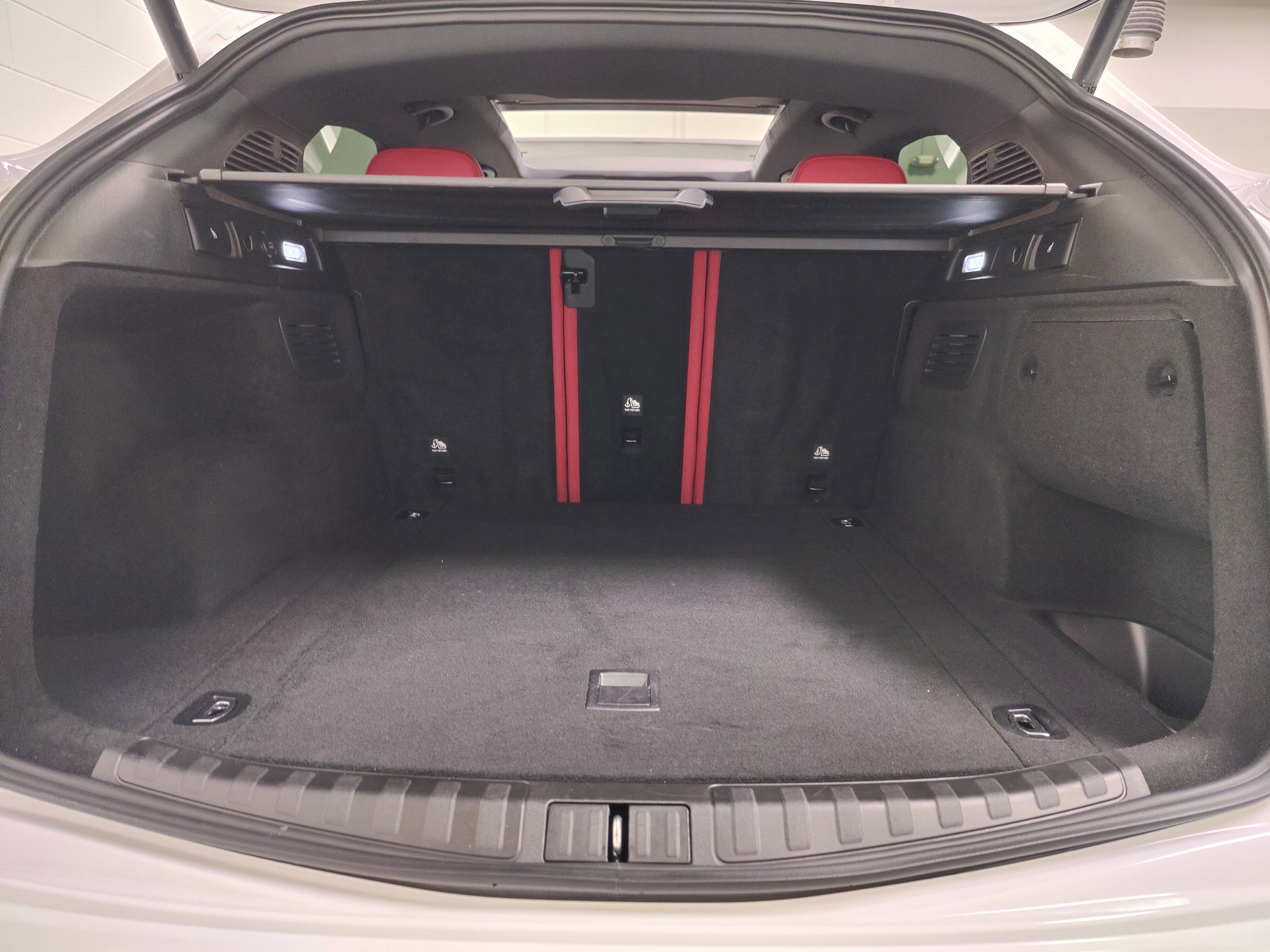 Certified 2024 Alfa Romeo Stelvio Veloce image 16