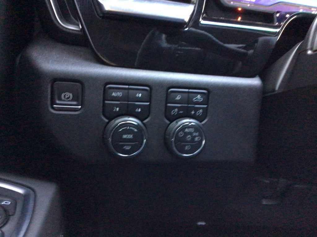 Used 2022 Chevrolet Silverado 1500 RST w/ RST All Star Premium Package image 26