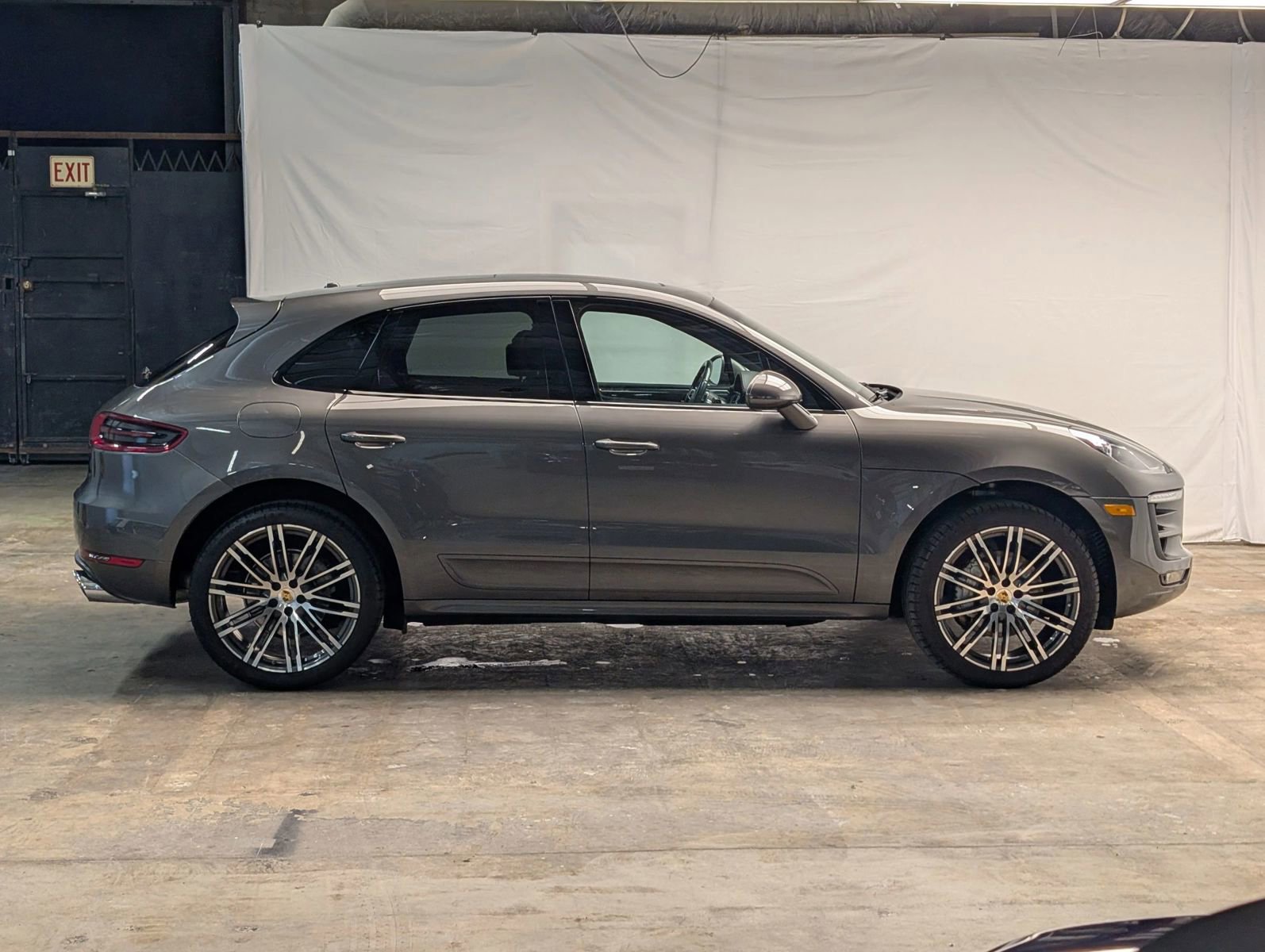Used 2015 Porsche Macan S AWD/4WD image 7