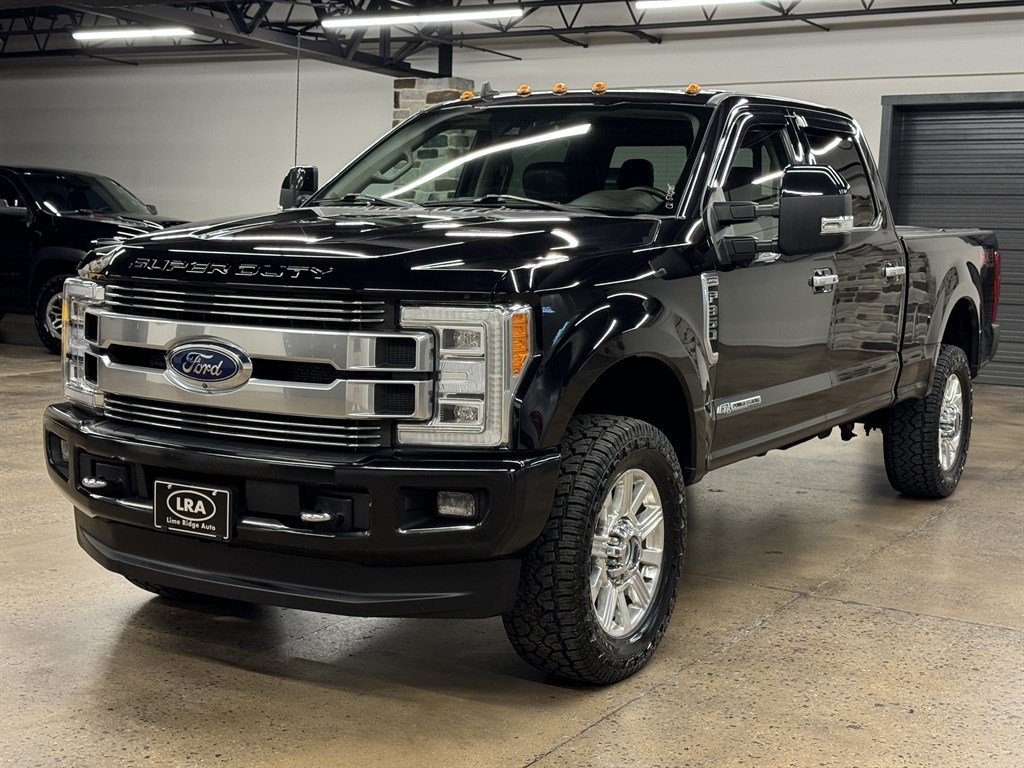Used 2019 Ford F350 Limited w/ FX4 Off-Road Package AWD/4WD image 3