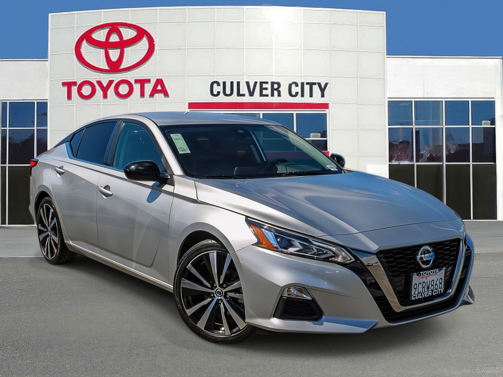Used 2022 Nissan Altima 2.5 SR