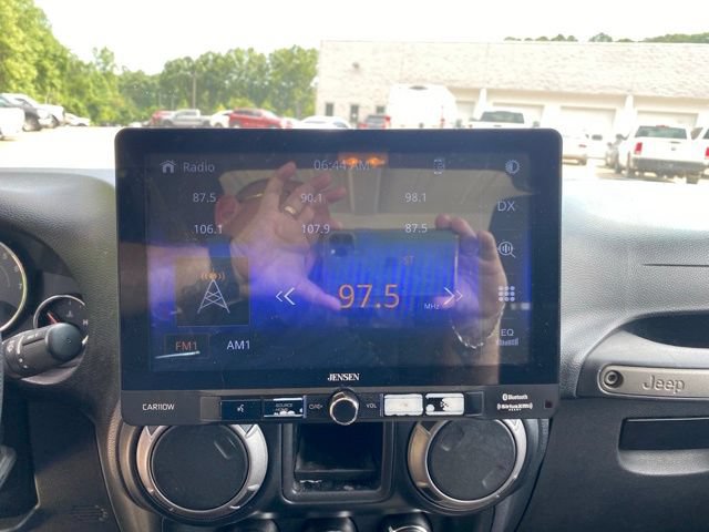 Used 2013 Jeep Wrangler Sport AWD/4WD image 19
