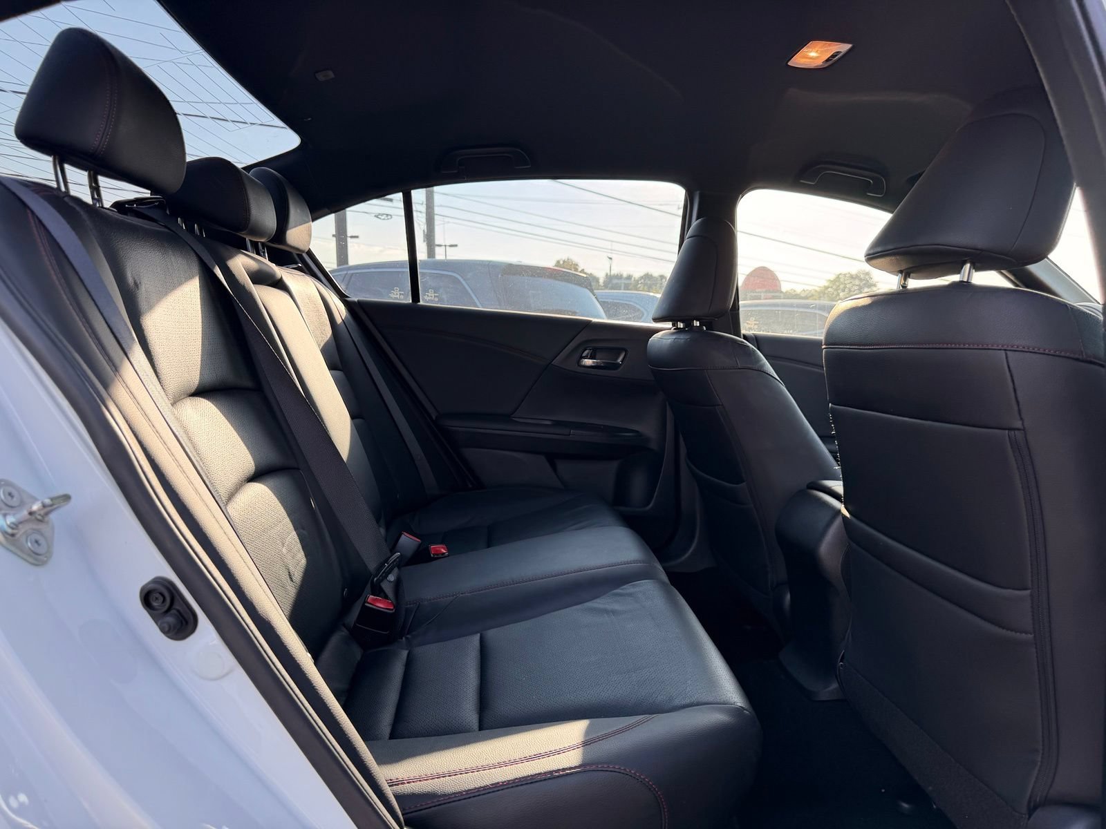 Used 2017 Honda Accord Sport Special Edition image 28