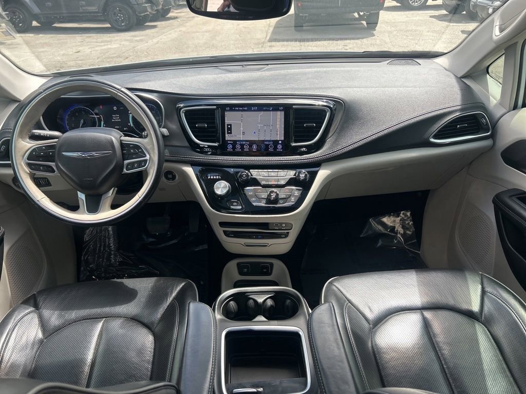 Used 2019 Chrysler Pacifica Limited w/ Tire & Wheel Group image 34
