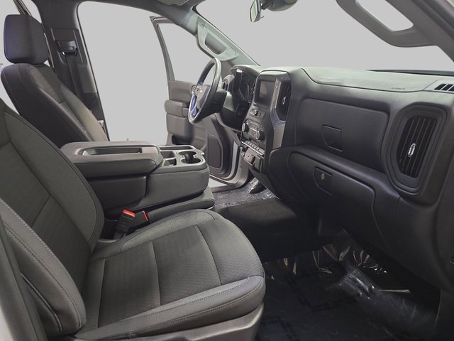 Used 2024 Chevrolet Silverado 2500 Custom w/ Custom Convenience Package image 9