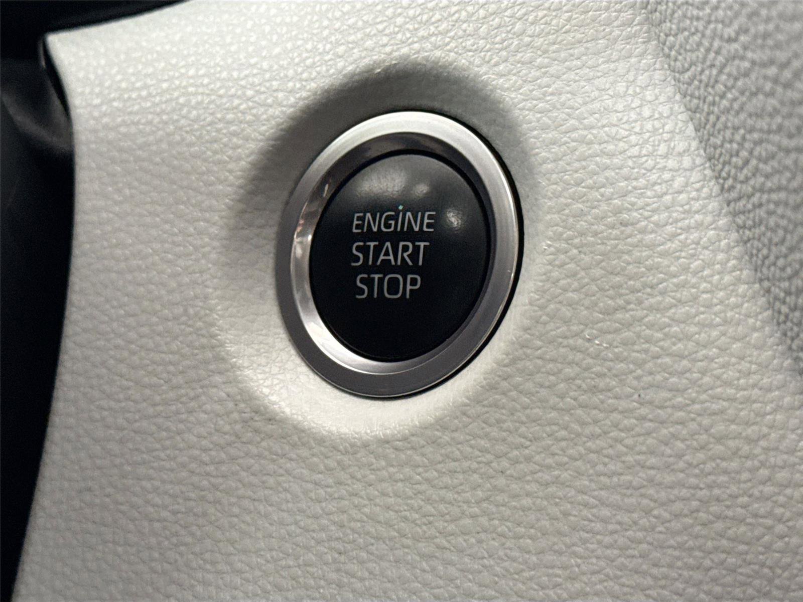 Certified 2022 Toyota Corolla SE w/ Carpet Mat Package (TMS) image 20