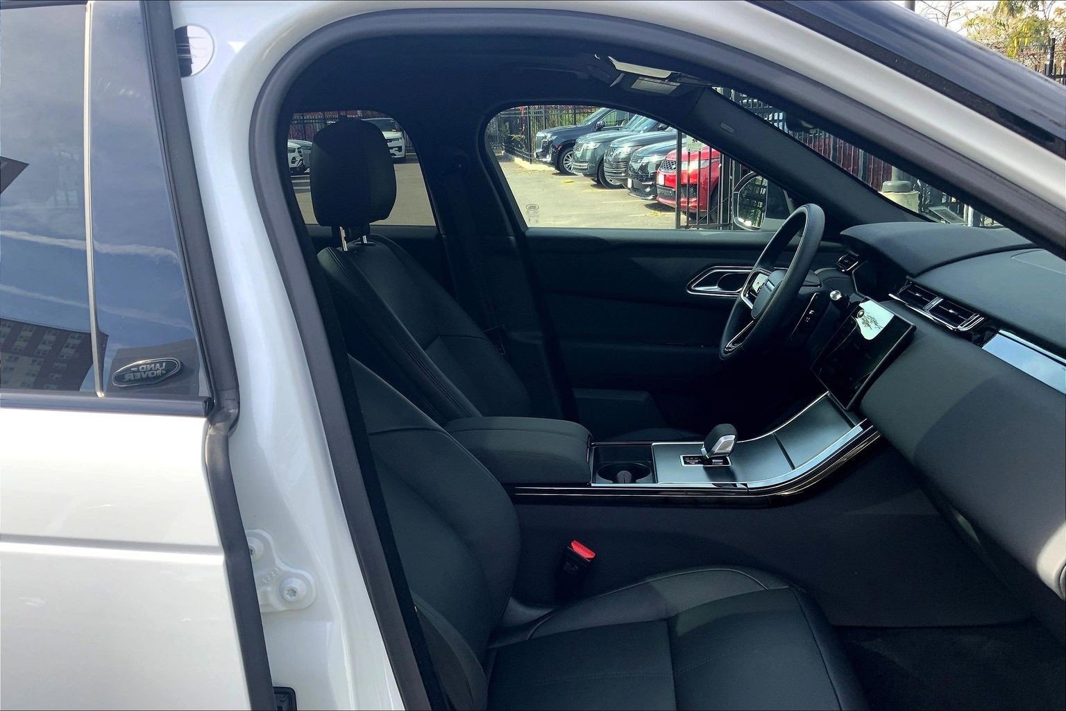 Used 2026 Land Rover Range Rover Velar S image 8