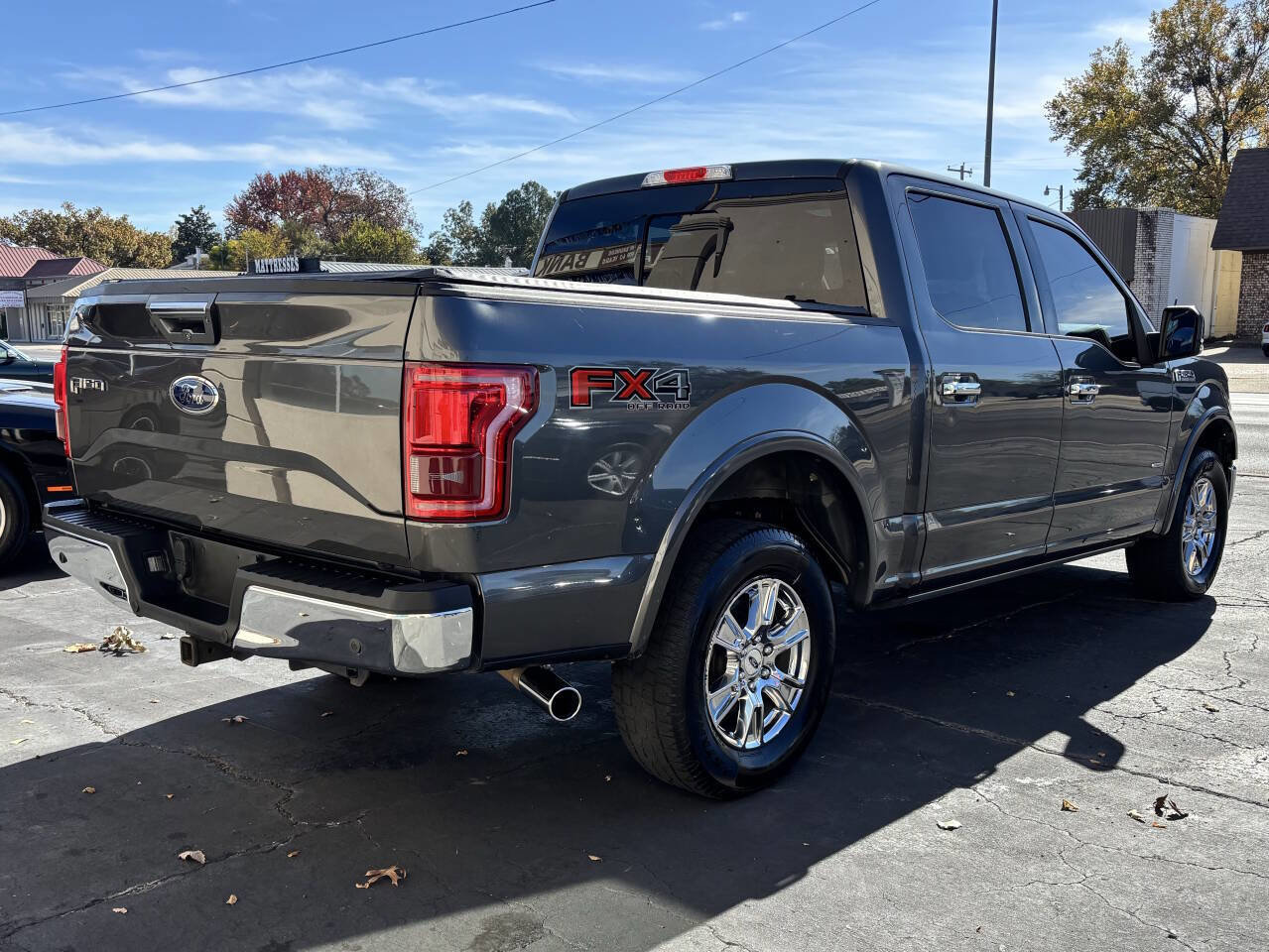 Used 2016 Ford F150 Lariat w/ Equipment Group 502A Luxury image 6