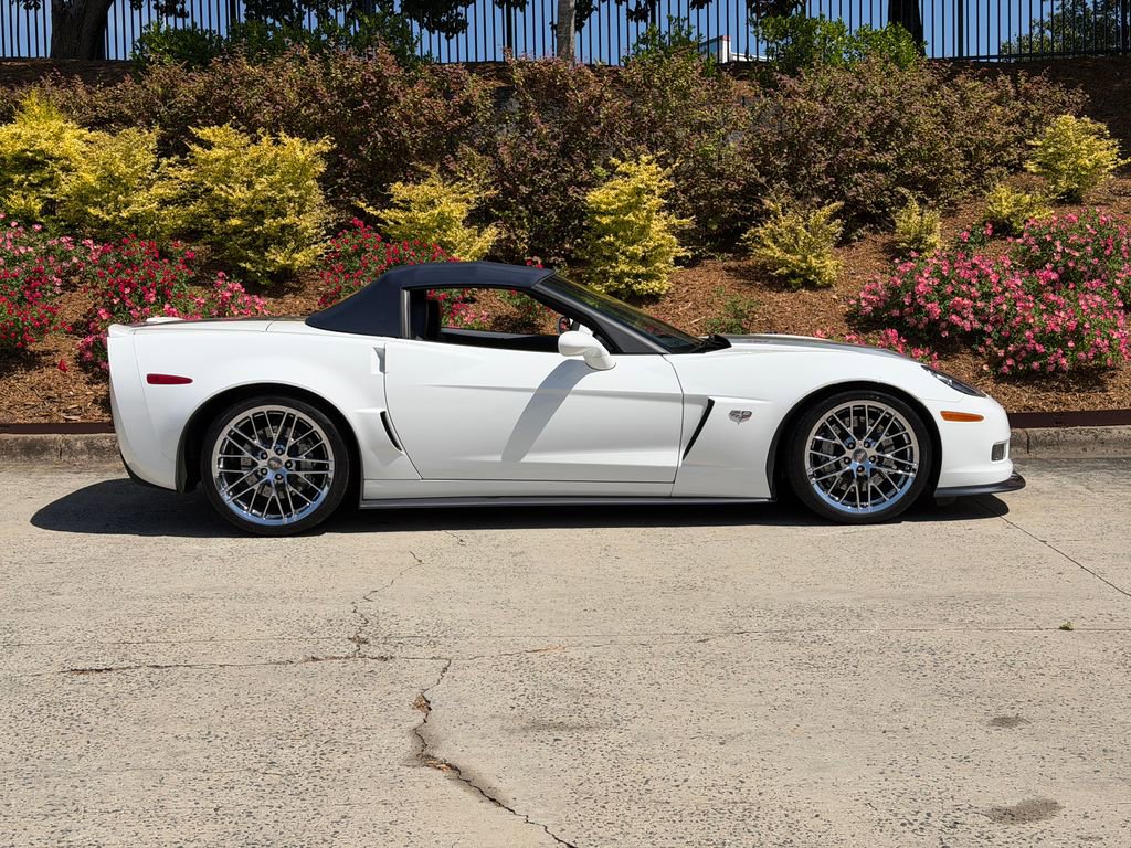 Used 2013 Chevrolet Corvette 427 w/ 1SC Preferred Equipment Group RWD image 3