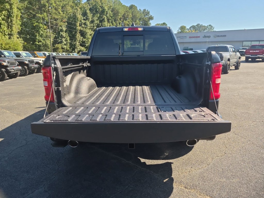 New 2027 RAM 1500 Laramie AWD/4WD image 32